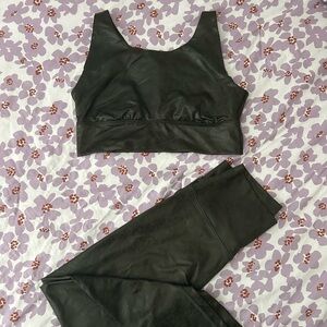 Offline by Aerie green set